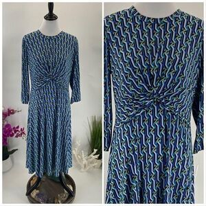 Dress NWT Donna Morgan Long Sleeve Pull Over